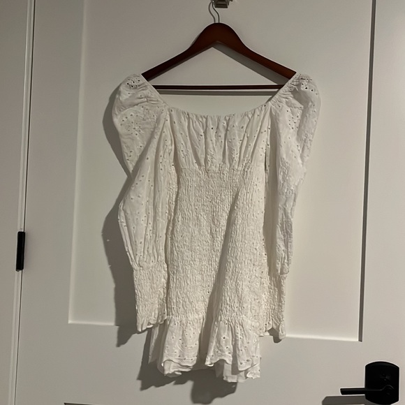 Mini all white summer dress - Picture 2 of 3